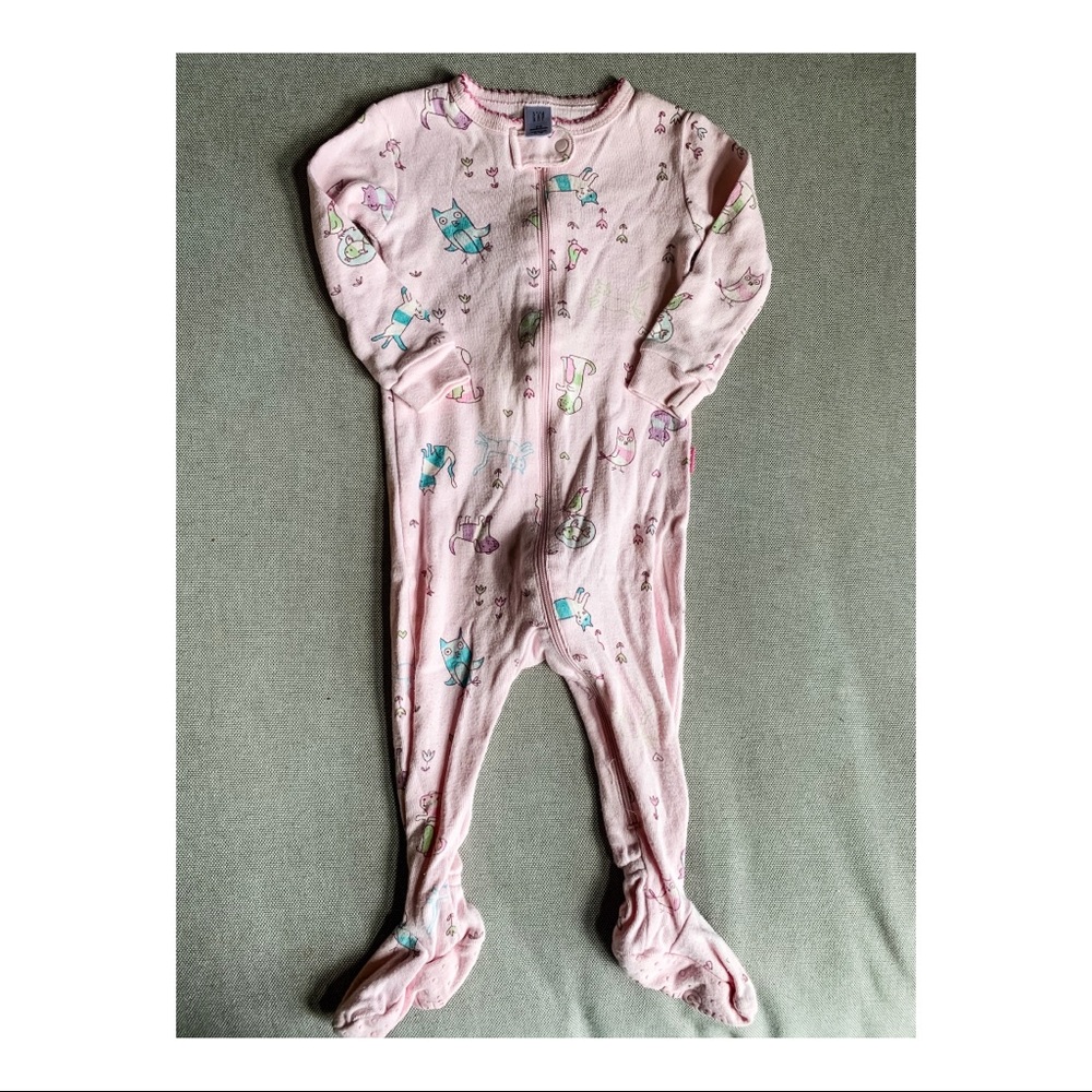3 for $20 | Baby GAP ‘petting zoo’ footed sleeper